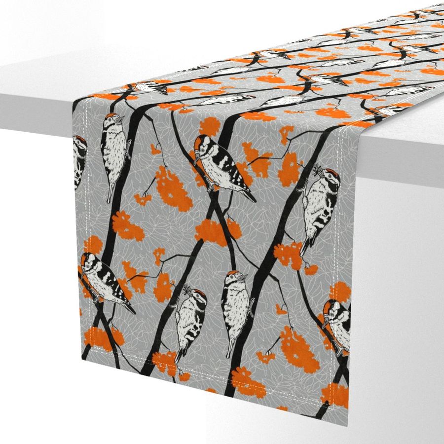 HOME_GOOD_TABLE_RUNNER