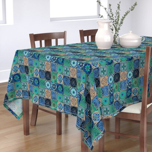 HOME_GOOD_RECTANGULAR_TABLE_CLOTH