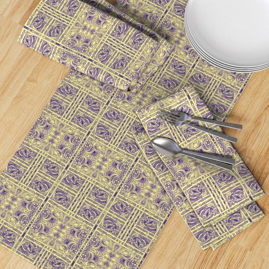 HOME_GOOD_TABLE_RUNNER