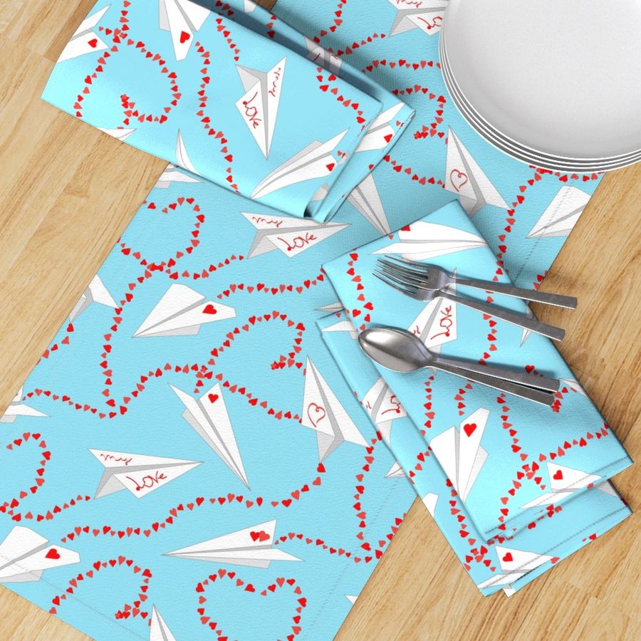 HOME_GOOD_TABLE_RUNNER