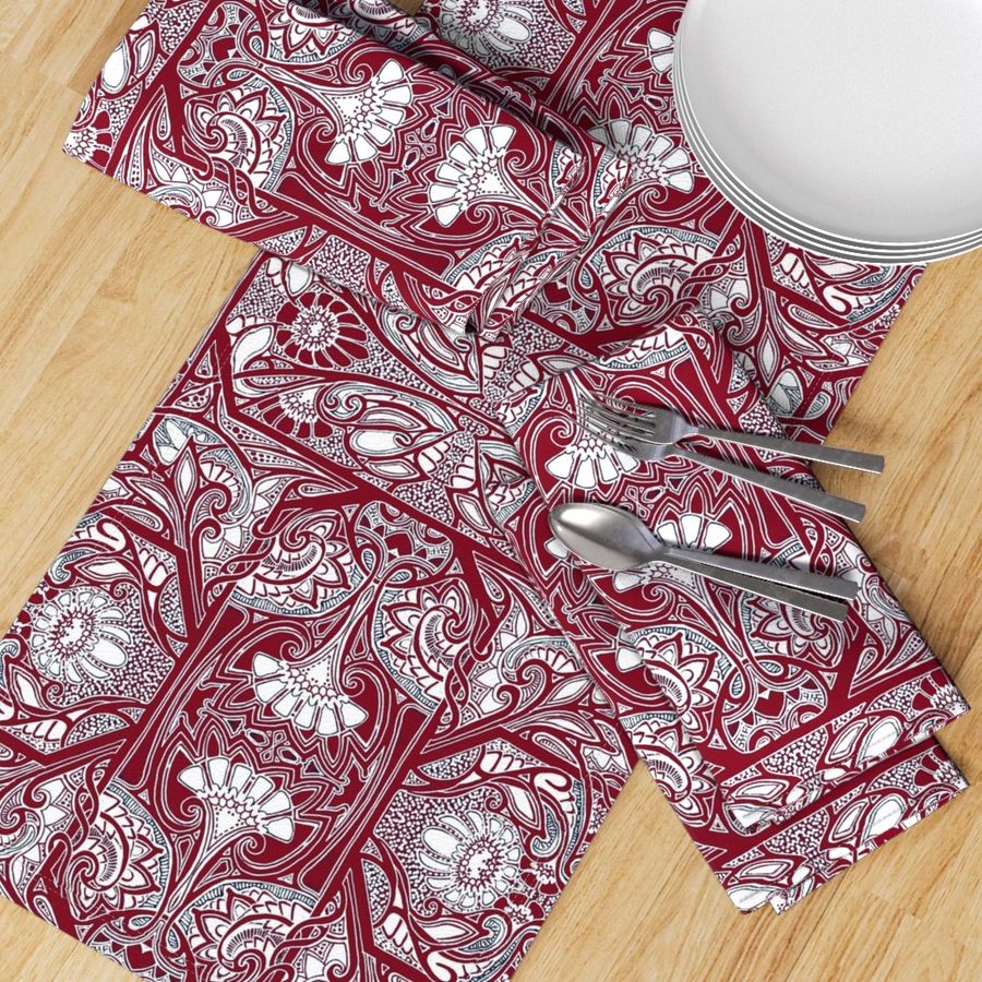 HOME_GOOD_TABLE_RUNNER