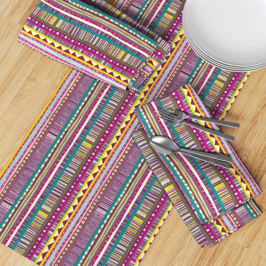 HOME_GOOD_TABLE_RUNNER