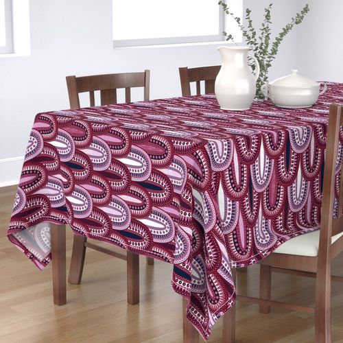 HOME_GOOD_RECTANGULAR_TABLE_CLOTH