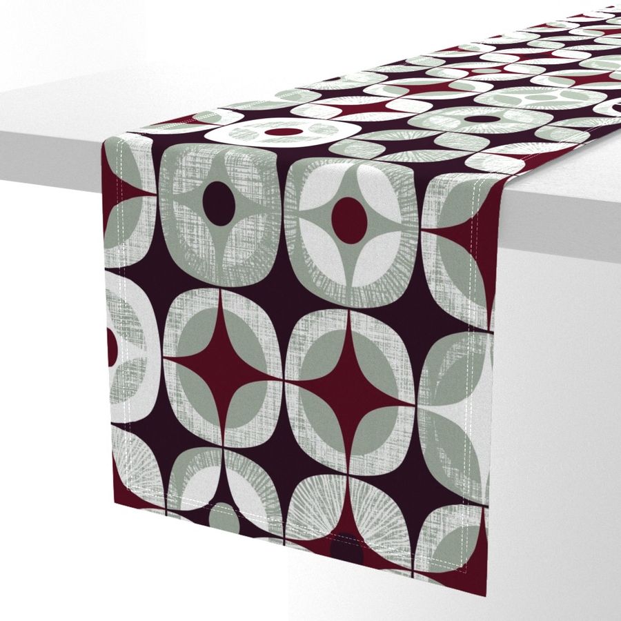 HOME_GOOD_TABLE_RUNNER