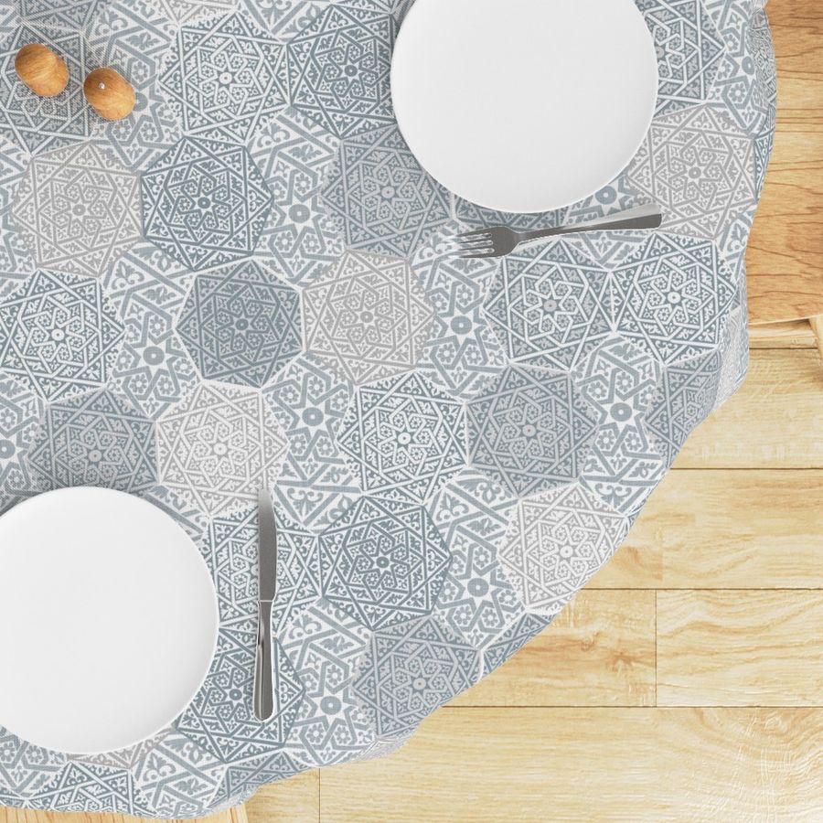 HOME_GOOD_ROUND_TABLE_CLOTH