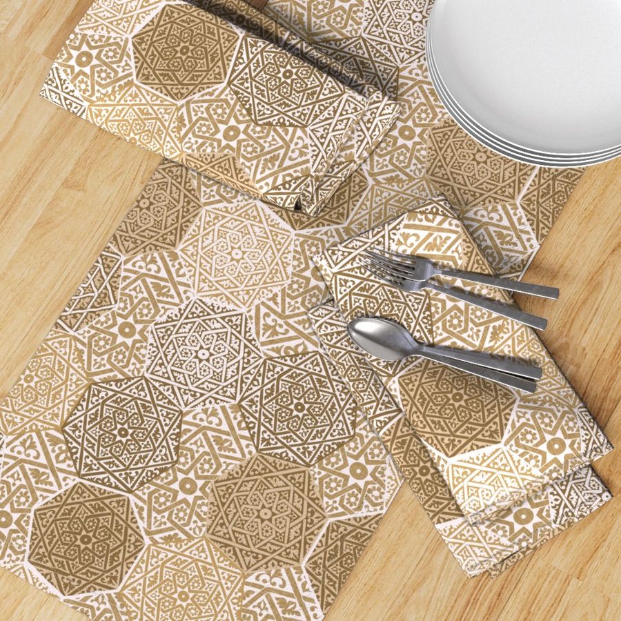 HOME_GOOD_TABLE_RUNNER