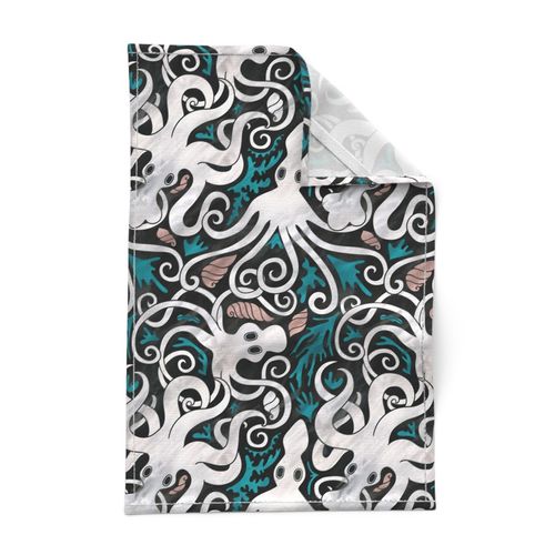 greek octopuses pattern dark