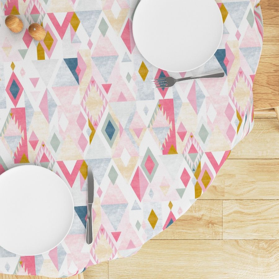 HOME_GOOD_ROUND_TABLE_CLOTH