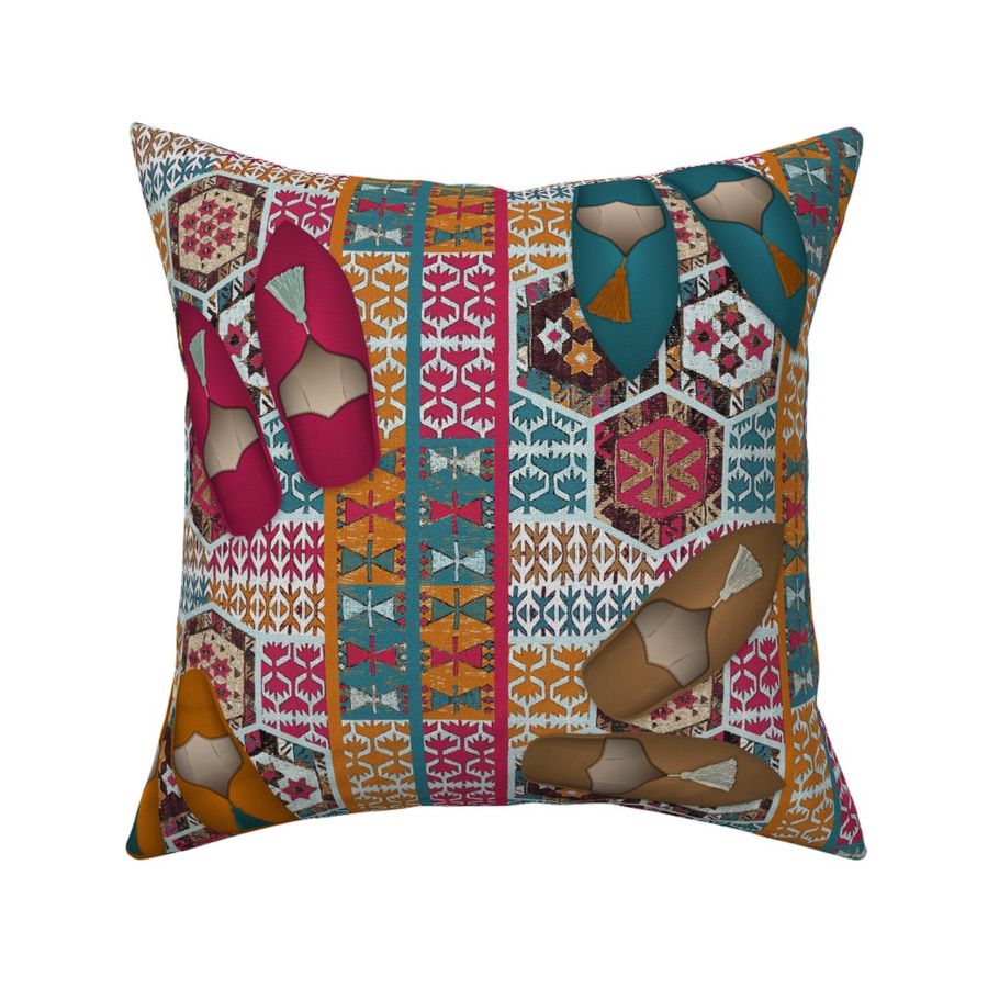 HOME_GOOD_SQUARE_THROW_PILLOW