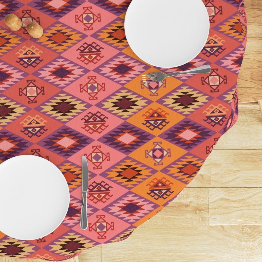 HOME_GOOD_ROUND_TABLE_CLOTH