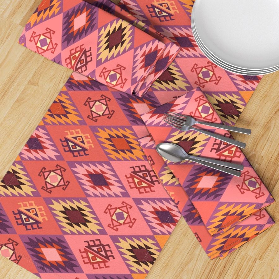 HOME_GOOD_TABLE_RUNNER