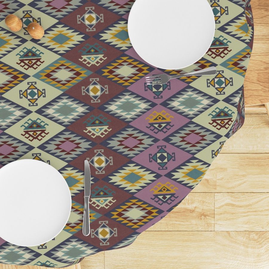 HOME_GOOD_ROUND_TABLE_CLOTH