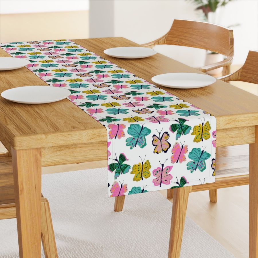 HOME_GOOD_TABLE_RUNNER