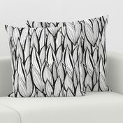 Weaved Black and Whit Kilim Corn Leaves