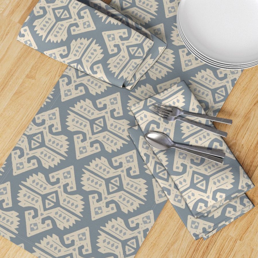 HOME_GOOD_TABLE_RUNNER