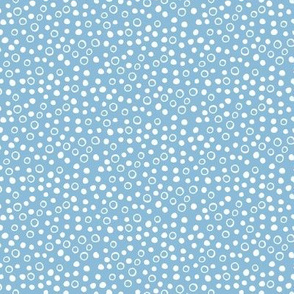 Snow bubbles - Arctic collection - white on pale blue