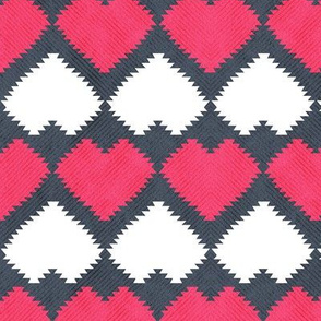 Small scale // "Kilim" my heart // red & white hearts