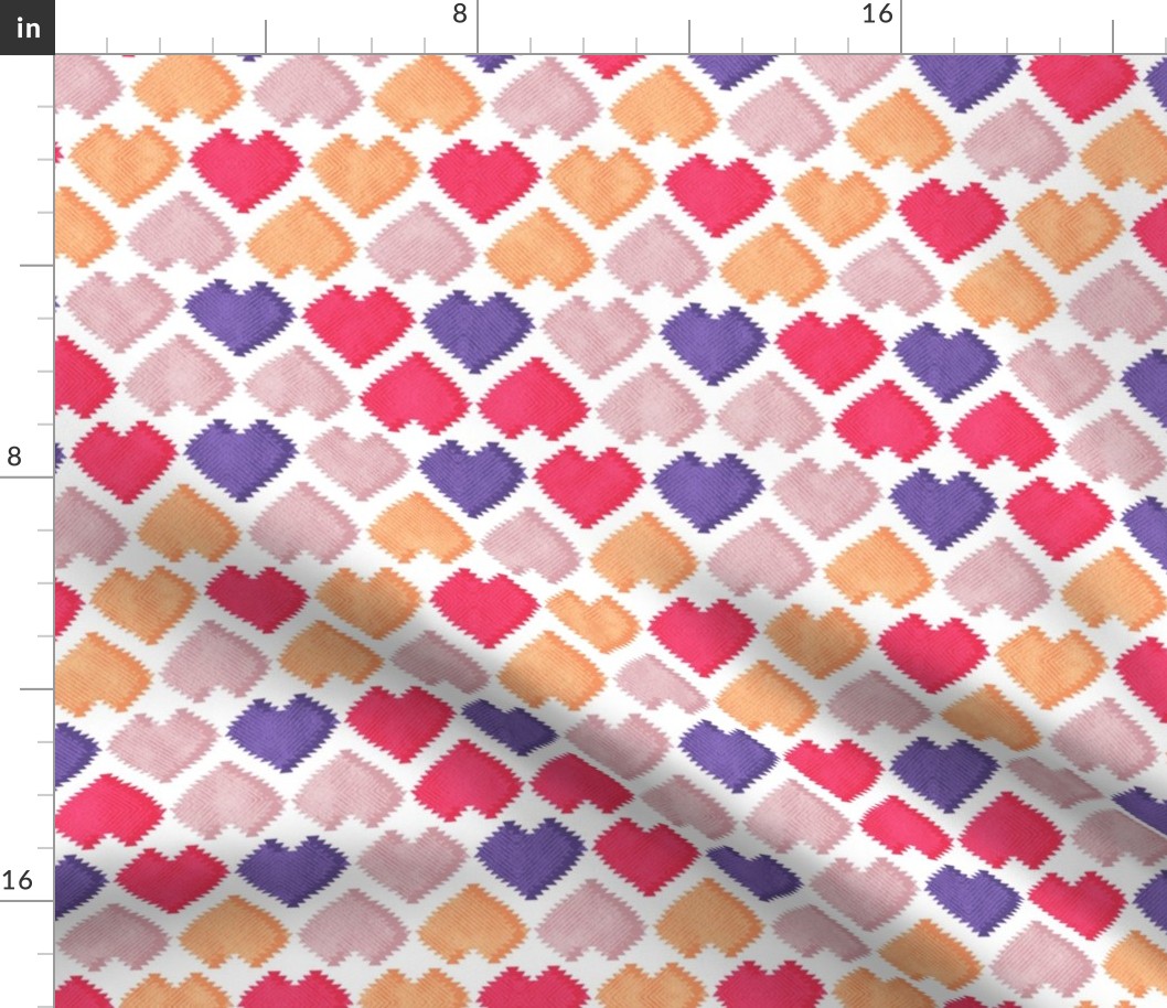 Small scale // "Kilim" my heart // ultra violet red & orange hearts