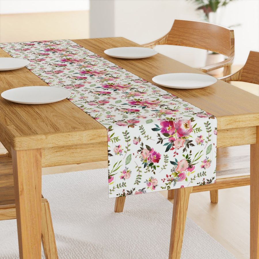 HOME_GOOD_TABLE_RUNNER