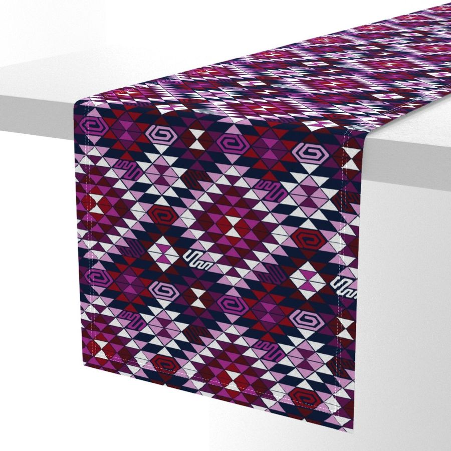 HOME_GOOD_TABLE_RUNNER