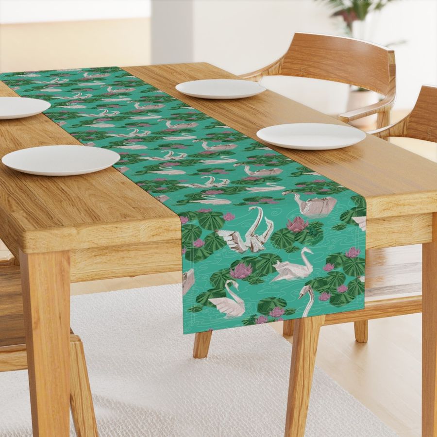 HOME_GOOD_TABLE_RUNNER