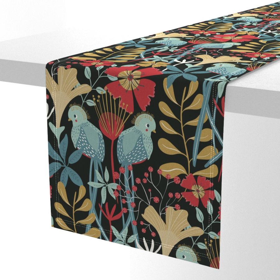 HOME_GOOD_TABLE_RUNNER