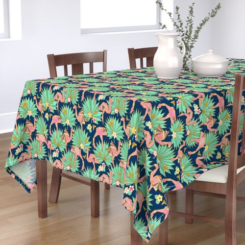 HOME_GOOD_RECTANGULAR_TABLE_CLOTH