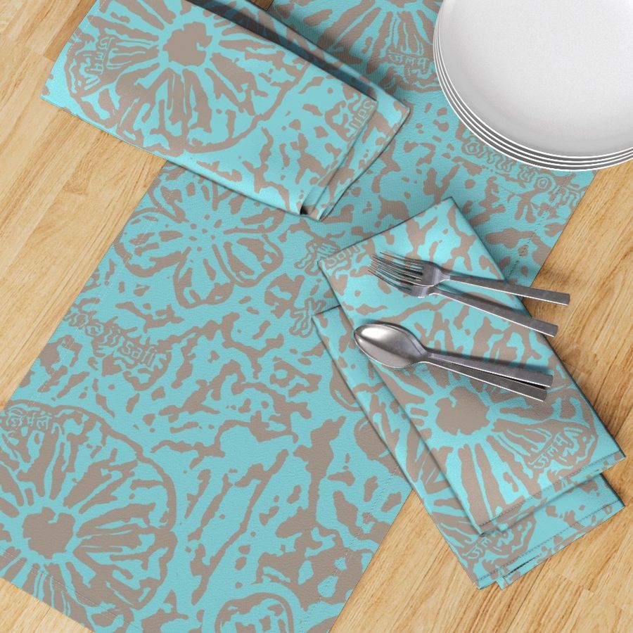 HOME_GOOD_TABLE_RUNNER