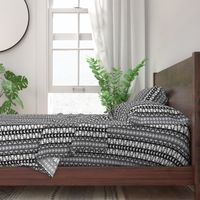 Triangle Kilim in Grayscale