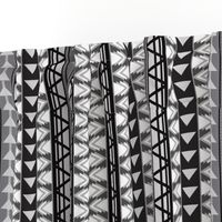 Triangle Kilim in Grayscale