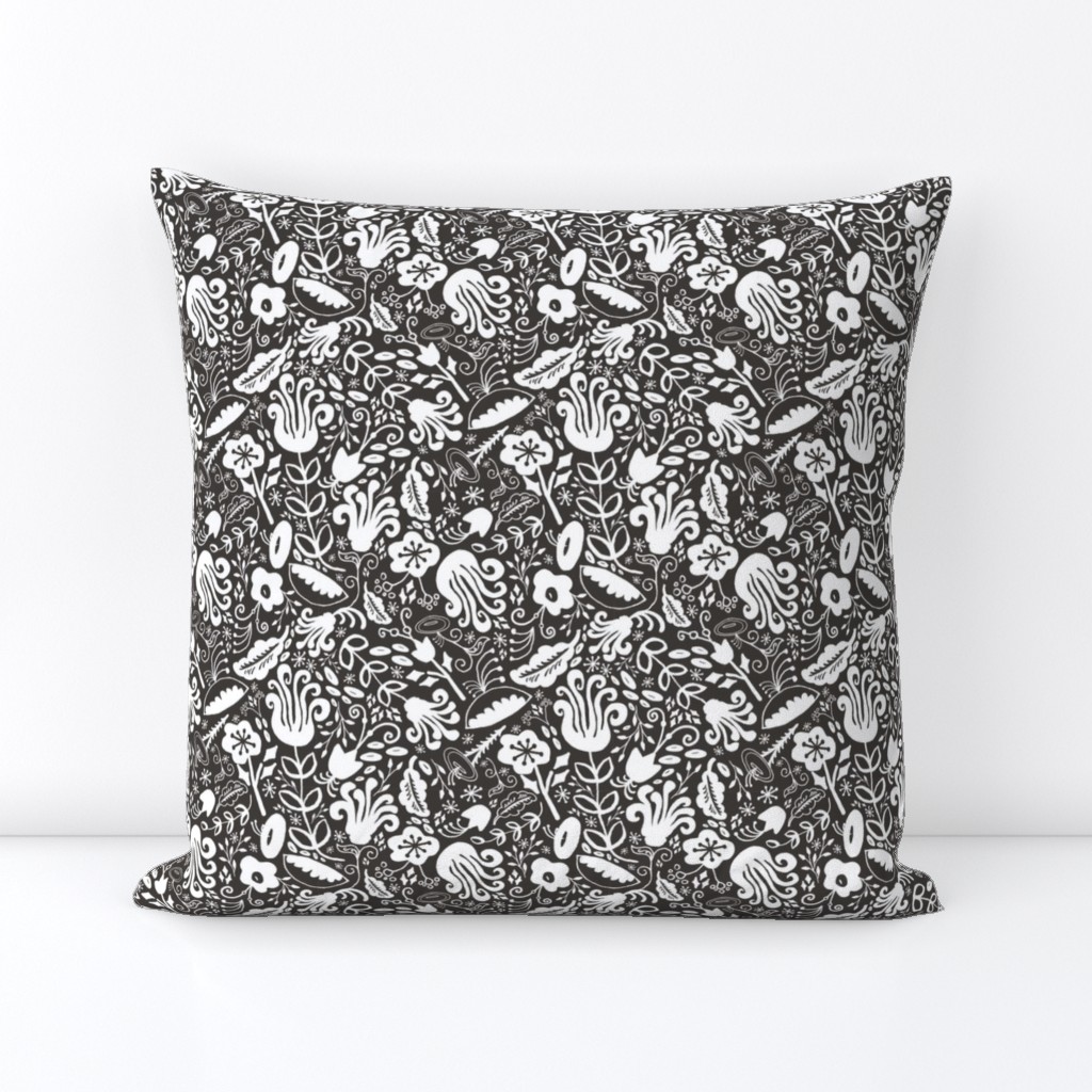 Funky Vintage Floral // Monochrome Black and White // Color Your Own Flower Garden