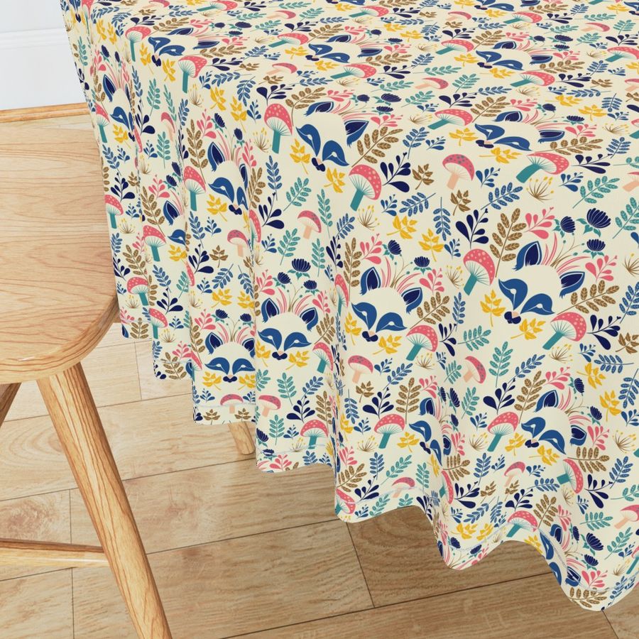 HOME_GOOD_ROUND_TABLE_CLOTH