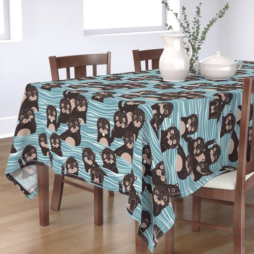 HOME_GOOD_RECTANGULAR_TABLE_CLOTH