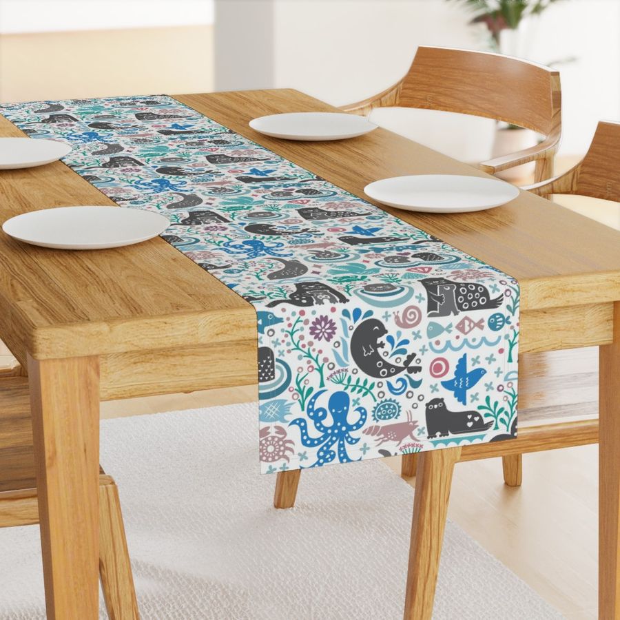 HOME_GOOD_TABLE_RUNNER