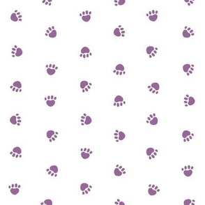 Pet Quilt C - Dog paws fabric - lilac and white