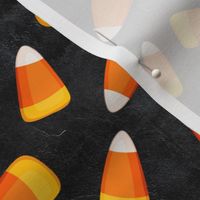 8" Grunge Candy Corn