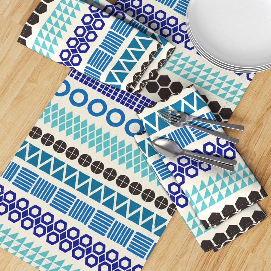 HOME_GOOD_TABLE_RUNNER