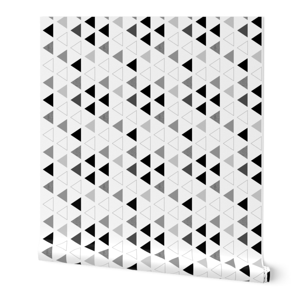 Black & white triangles 90 deg 