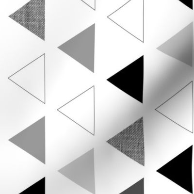 Black & white triangles 90 deg 