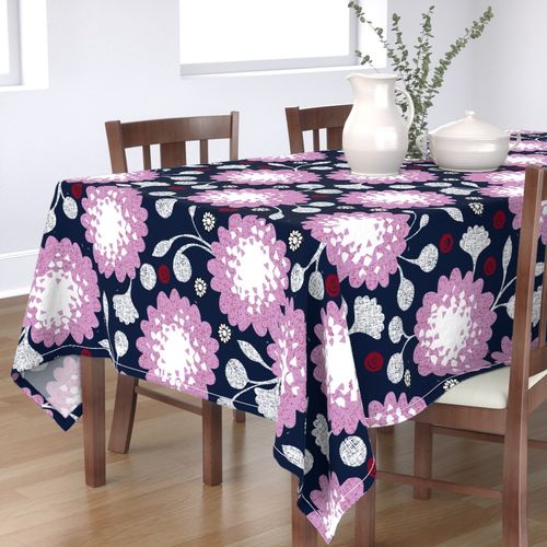 HOME_GOOD_RECTANGULAR_TABLE_CLOTH