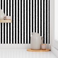 distress stripe black white