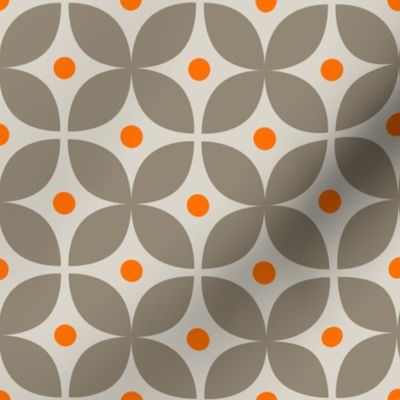 Geometric Pattern: Stylised Flower: Grey