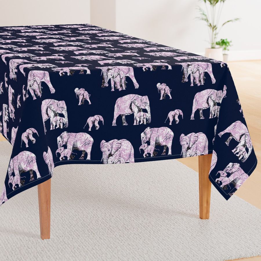 HOME_GOOD_RECTANGULAR_TABLE_CLOTH