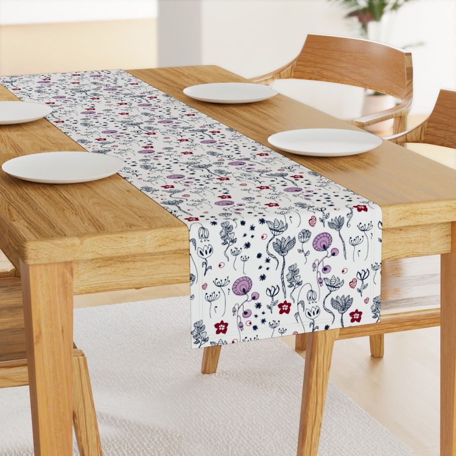 HOME_GOOD_TABLE_RUNNER