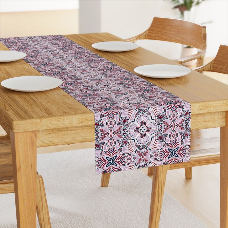 HOME_GOOD_TABLE_RUNNER