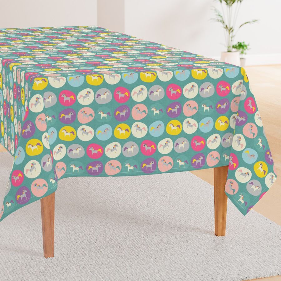 HOME_GOOD_RECTANGULAR_TABLE_CLOTH