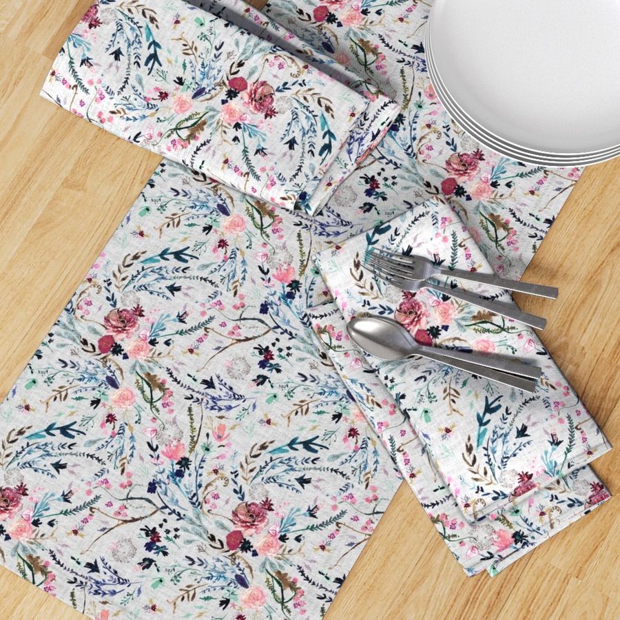 HOME_GOOD_TABLE_RUNNER