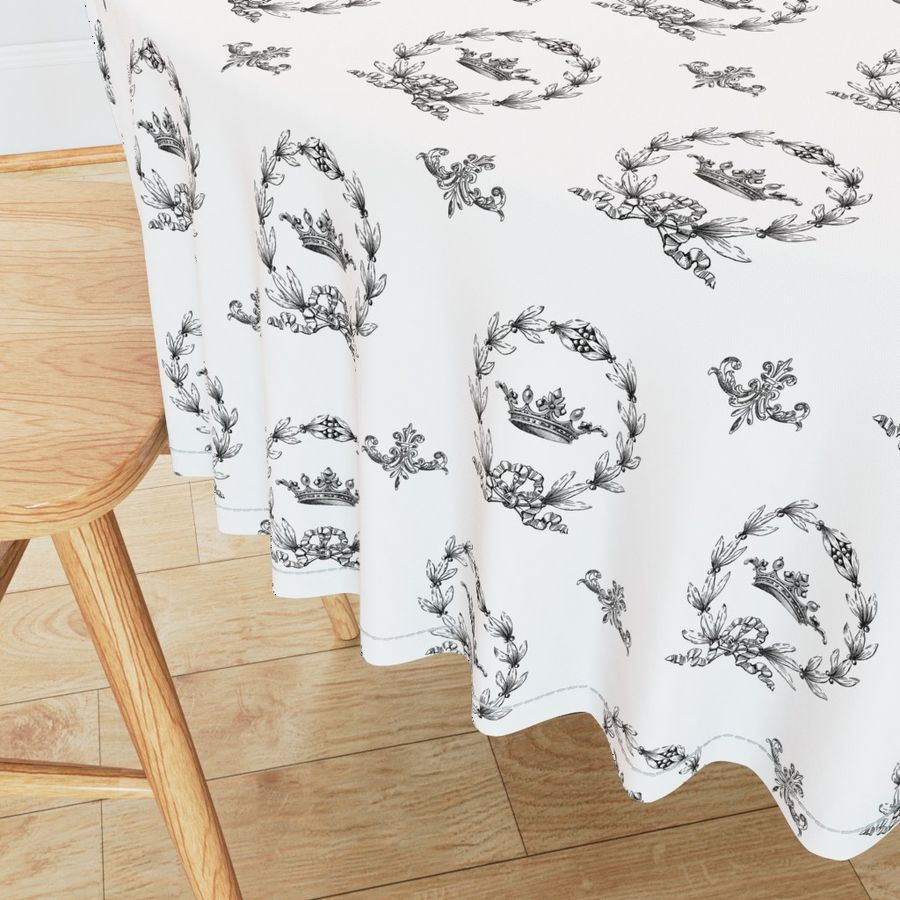 HOME_GOOD_ROUND_TABLE_CLOTH