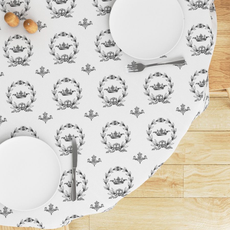 HOME_GOOD_ROUND_TABLE_CLOTH