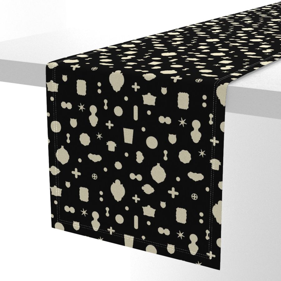 HOME_GOOD_TABLE_RUNNER